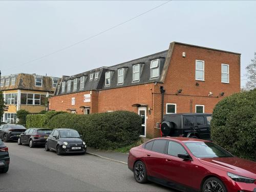 122 Great North Road, Hatfield, AL9