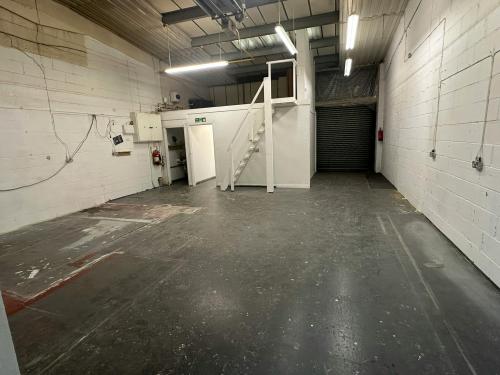 Unit 9, Swan Industrial Estate, Rosemary Road, Wimbledon, London, SW17