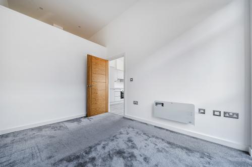 Parkview House, Oaklands Park, Wokingham, RG41
