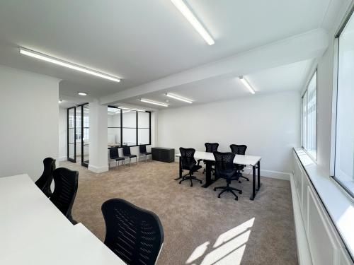 24 Fitzroy Square, Fitzrovia, London, W1T