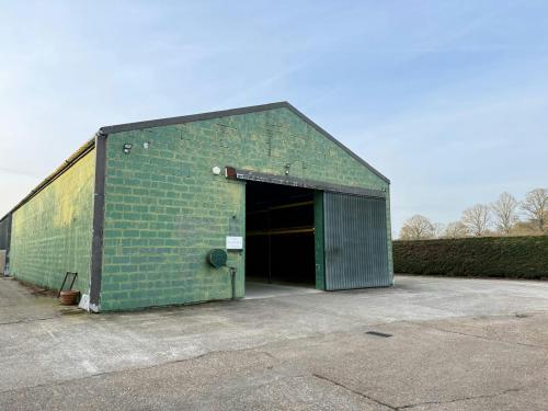 Warehouse 1 Soake Farm, Soake Road, Waterlooville, PO7