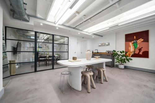Unit 2 Colour House, Bentley Road, Dalston, London, N1