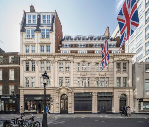 86 Jermyn Street, St James, London, SW1Y