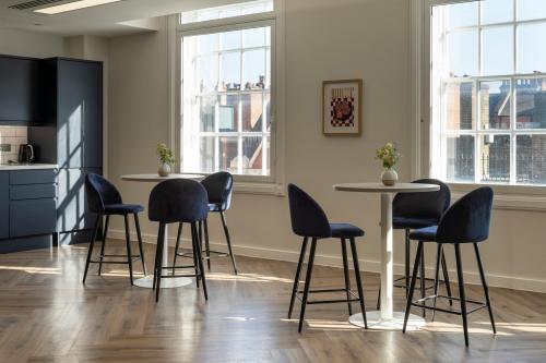 64 North Row, Mayfair, London, W1K