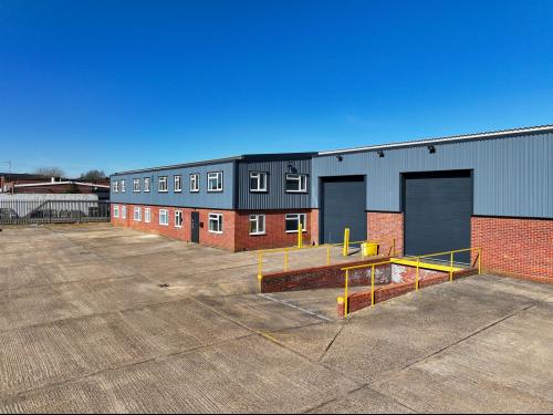 Units 1 & 3, Buckingham Road Industrial Estate, Borough Road, Brackley, NN13