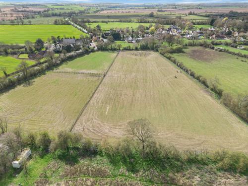 Pear Tree Farm, High Street, Swineshead, Bedford, MK44