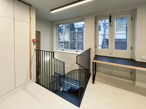 2 Warren Mews, Fitzrovia, London, W1T