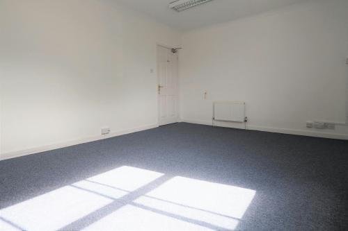 22 London Road, Horsham, RH12