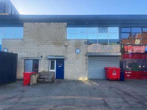 Unit 19, Windmill Farm Business Centre, Bristol, BS3