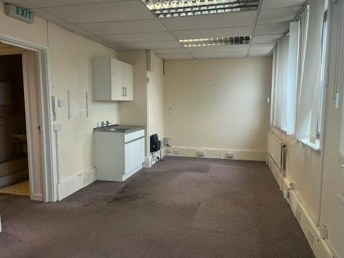 1B Carrera House, Merlin Centre, Gatehouse Close, Aylesbury, HP19