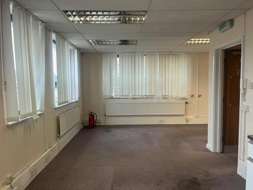 1B Carrera House, Merlin Centre, Gatehouse Close, Aylesbury, HP19