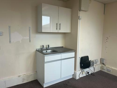 1B Carrera House, Merlin Centre, Gatehouse Close, Aylesbury, HP19
