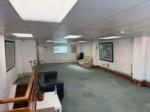Unit 11 Allied Way, Warple Way, Acton, London, W3