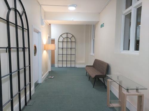 Office 6 Cheltenham House, 62a Mount Pleasant Road, Tunbridge Wells, TN1