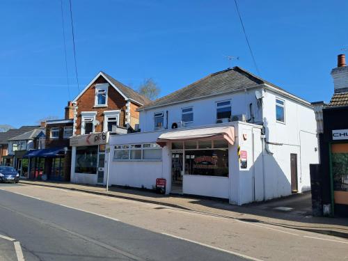 87-89 Church Street, Crowthorne, RG45