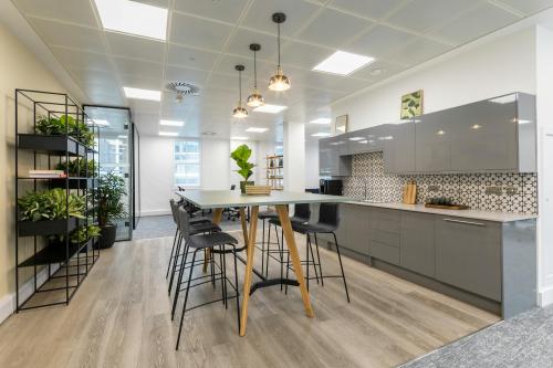 72 Cannon Street, City, London, EC4N