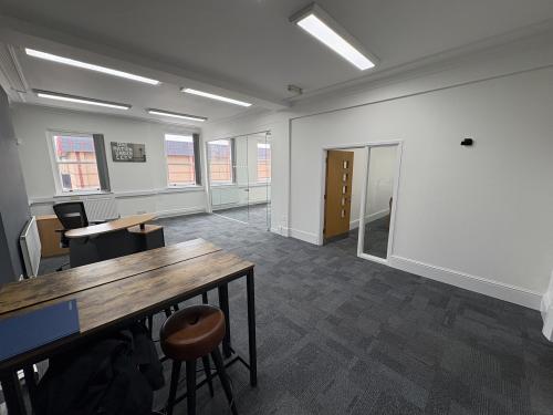 First Floor Canute Chambers, Ocean Way, Southampton, SO14