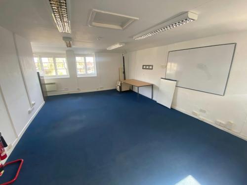 16 College Street, Petersfield, GU31
