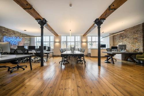 Unit 6 Piano Works, 113-117 Farringdon Road, Farringdon, London, EC1R