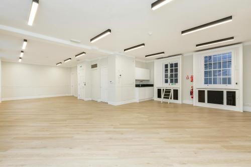 8A Brushfield Street, Spitalfields, London, E1