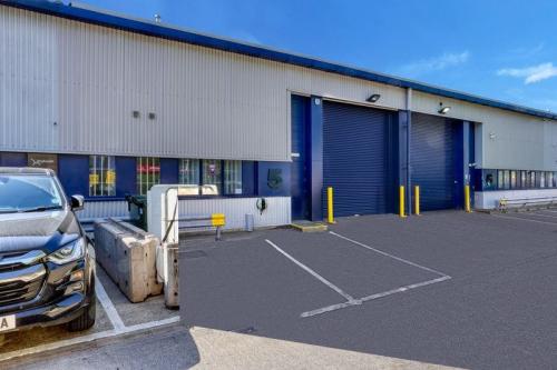 Unit 5, Hanover West Industrial Estate, Acton Lane, Park Royal, London, NW10