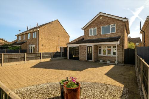 176, Calder Road, Lincoln, LN5