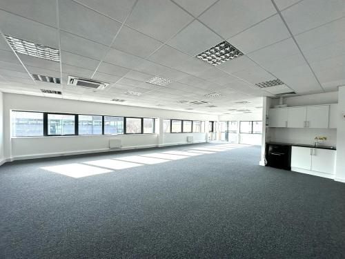 Unit 4 Vision, Kendal Avenue, West Acton, London, W3
