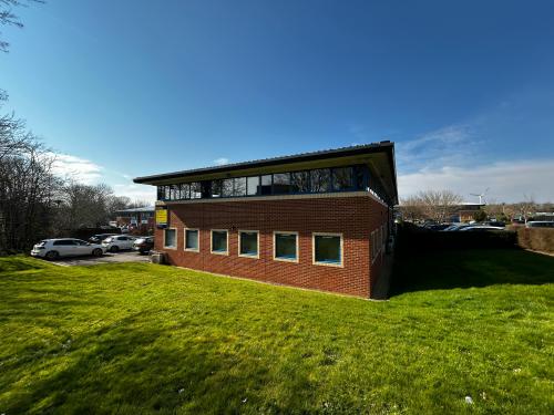 Unit 72 Shrivenham 100, Shrivenham Hundred Business Park, Majors Road, Watchfield, SN6