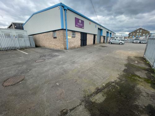 Unit 8, West Bradford Industrial Estate, Barnes Road, Bradford, BD8
