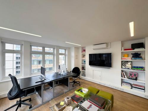 68 Great Portland Street, Fitzrovia, London, W1W