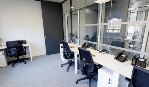 Austen House - Units A-J, 1 & 2 Station View, Spaces, Guildford, GU1