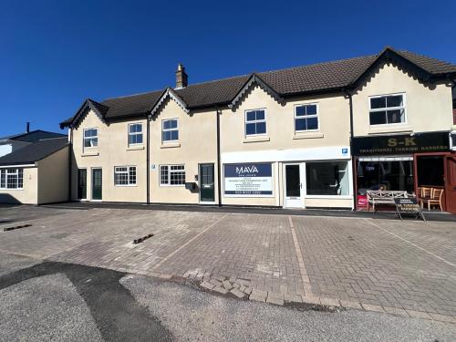 Flat 4 St. Andrews Buildings, High Street, Hamble, Southampton, SO31