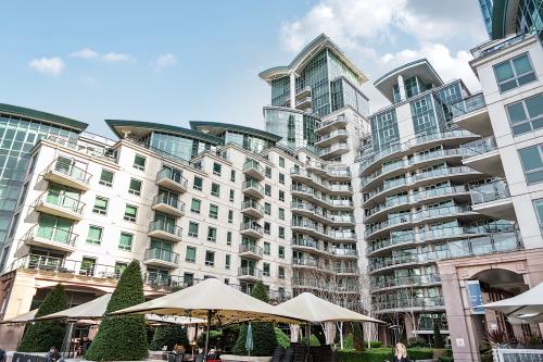 17B St. George Wharf, Vauxhall, SW8