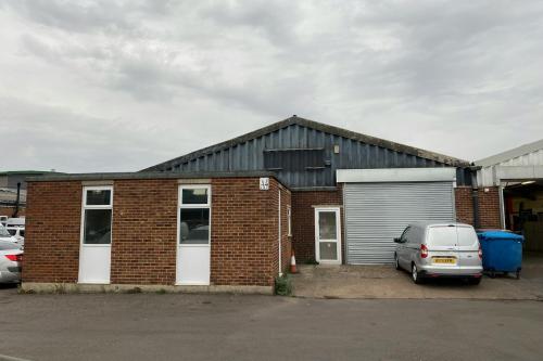 Unit A4, Riverside Industrial Estate, Riverside Way, Dartford, DA1