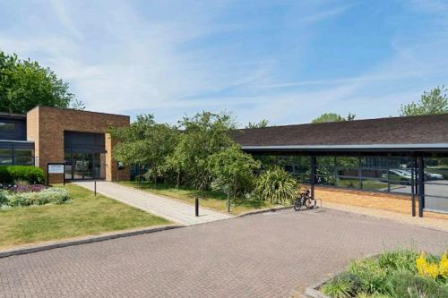 35 Kings Hill Avenue, Kings Hill, West Malling, ME19