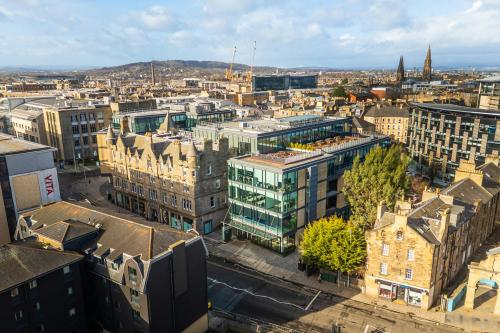 2 Lochrin Square, Edinburgh, EH3