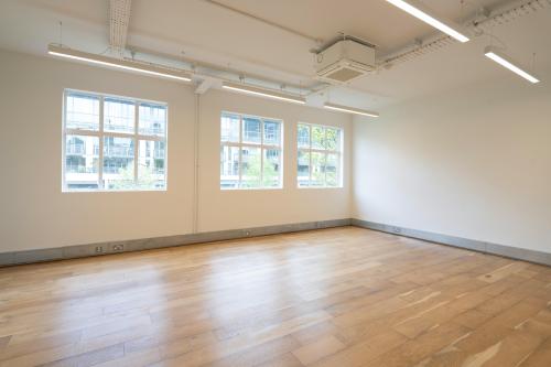 Unit 35 Waterside, Wharf Road, Islington, London, N1