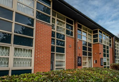 2-3 Ritzy Offices, Dorcan Business Village, Murdock Road, Swindon, SN3