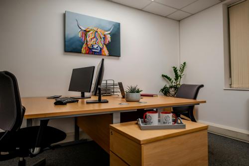 2-3 Ritzy Offices, Dorcan Business Village, Murdock Road, Swindon, SN3
