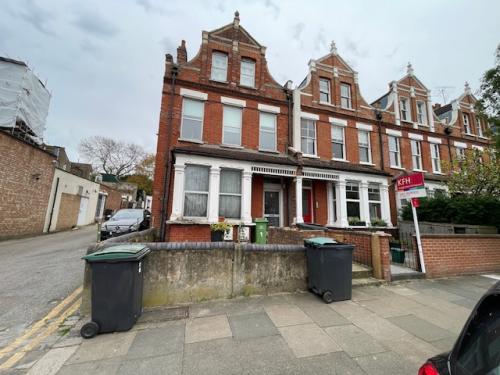 1 Hillfield Avenue, Hornsey, London, N8