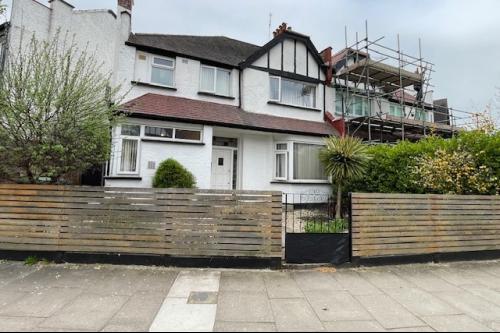 10 Rectory Gardens, Hornsey, London, N8