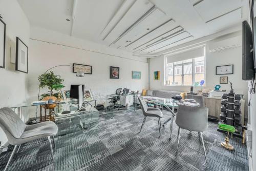 13-15 Rosemont Road, West Hampstead, London, NW3
