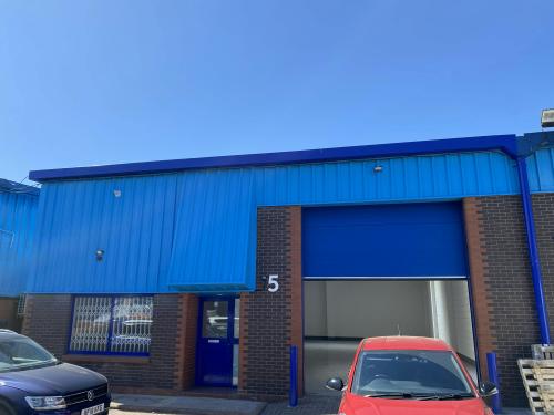 Unit 5, Chelsea Fields Industrial Estate, Western Road, Merton, London, SW19