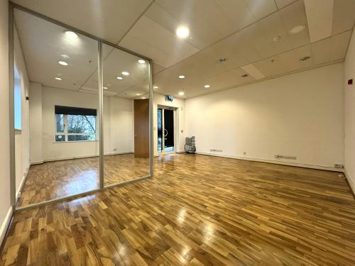 Unit G6A Belgrave Court, 36 Westferry Circus, Canary Riverside, London, E14