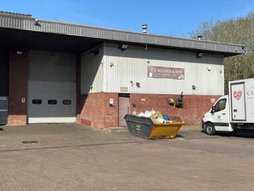 Unit 7, Cutbush Industrial Estate, Danehill, Lower Earley, Reading, RG6