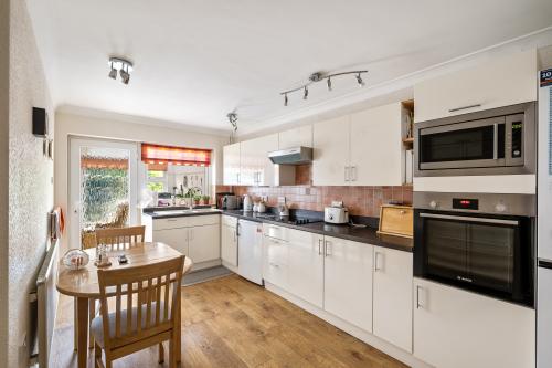 Hawthorn, Main Road, Burgh-On-Bain, Market Rasen, LN8