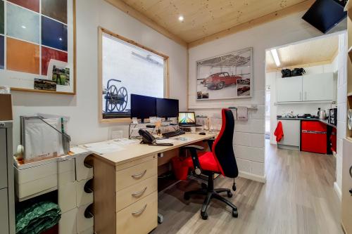 Unit A7, Bridge Park Road, Thurmaston, Leicester, LE4