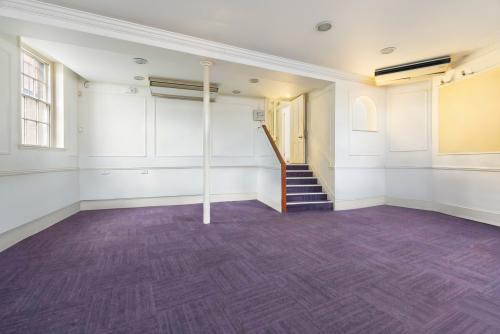 27 Camberwell Green, London, SE5
