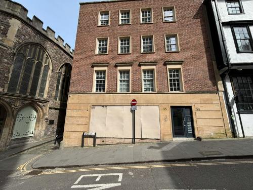 St. Johns Court, 34 Broad Street, Bristol, BS1