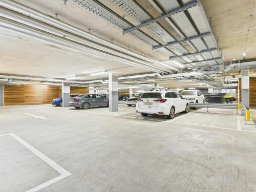 Quadrant House, Bessant Drive, Kew, Richmond, TW9
